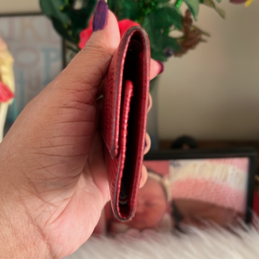 Louis Vuitton Red Epi 6 Keychain. Date Code Ca022 - image 5